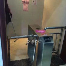 2019年门禁考勤系统价格解析与智能护栏安防系统技术发展